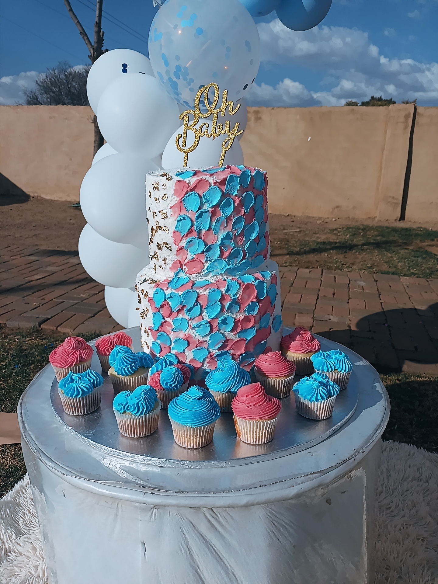 Gender Reveal Cupcakes